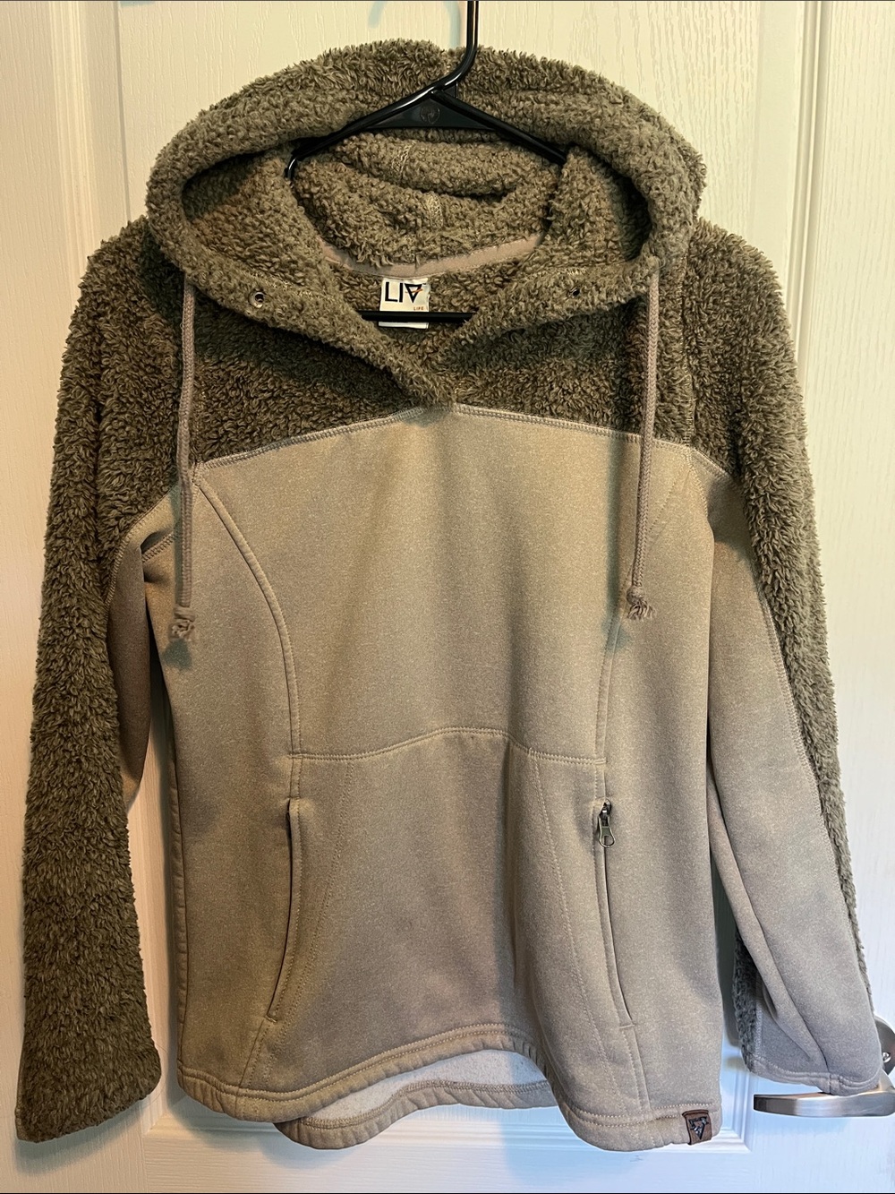 LIV Two-Tone Tan Sherpa Hooded Pullover Sweatshirt